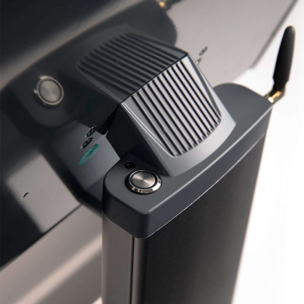 ���� � ������� �������� Mertech M-ER 727 PM